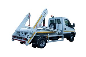 Skipploader ATRIK type SN6 lifting capacity of 6 tonnes