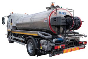 Tank truck ATRIK type PRA for transport of water and watering (with accessories)