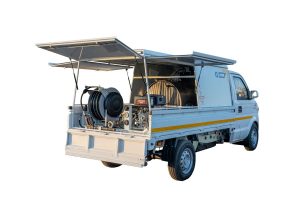 Tank truck type ATRIK KA for sewage network cleaning - with shield in the form of protection against low temperatures